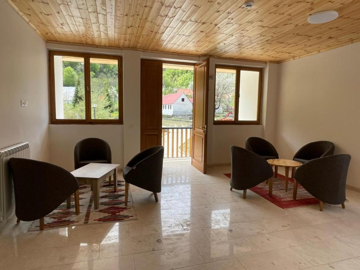 Hotel Vermoshi Tdc Ngoại thất bức ảnh